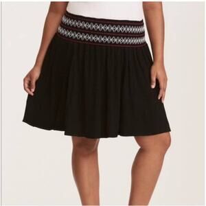 Torrid Embroidered Smocked Swing Skirt Size 00/M